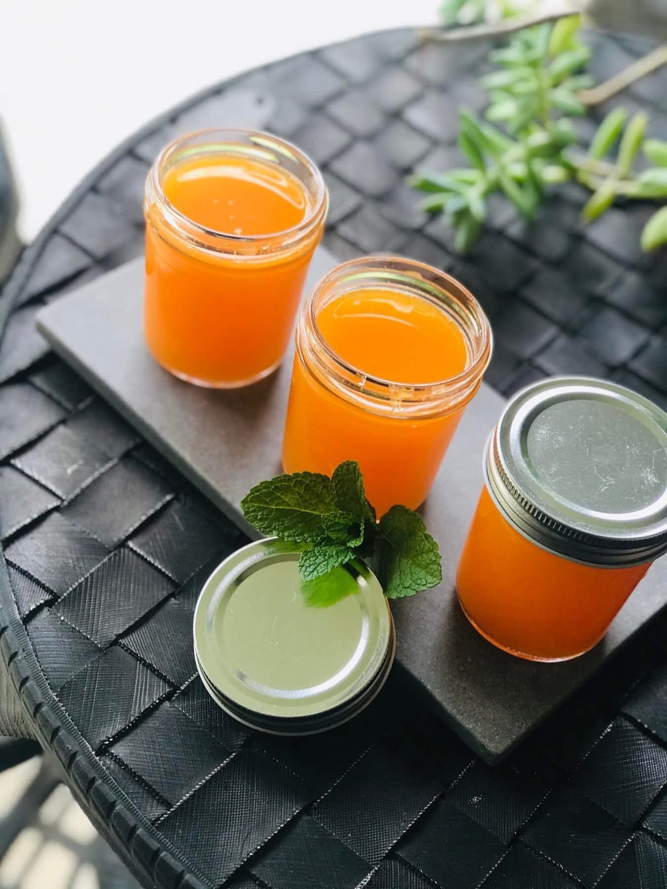 Revive Detox — two days of cold-pressed juices, soup and broth at Gumtree Retreat